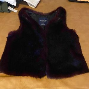 Fur Vest burgundy
